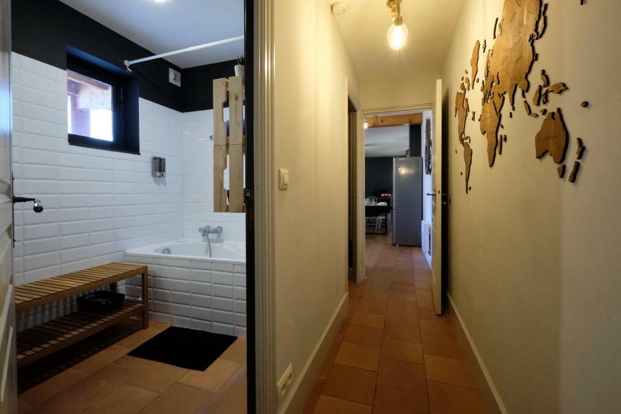 Melina - Appartement Dans Les Remparts De La Bastide Avec Parking Et Terrasse Carcassonne Zewnętrze zdjęcie